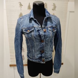 American Eagle Distressed Jean Jacket - Small
